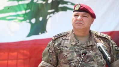 مراسم دفن والدة قائد الجيش