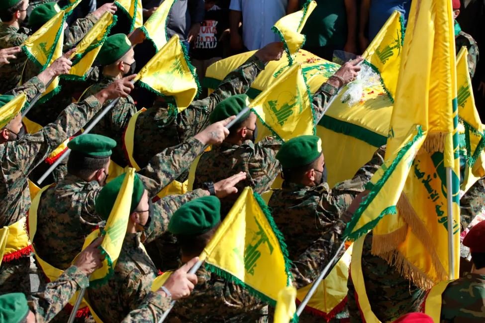 “لديهم أسلحة دقيقة”… خبيرٌ اسرائيلي: ستندلع حرب ضد حزب الله في 2026