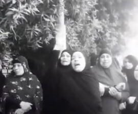 مشهدٌ يفطر القلوب… والدة الجندي المصري “إنت حبيب الله” (فيديو)