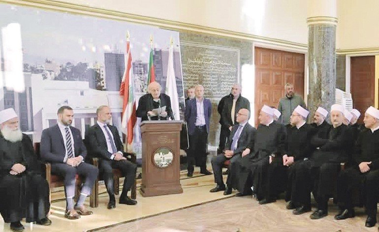 هل تنجح المساعي لعقد لقاء روحي لتعزيز التضامن الوطني؟