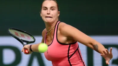 «إنديان ويلز»: سابالينكا إلى ثمن النهائي دون عناء