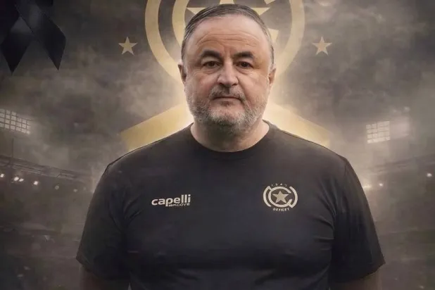 وفاة إنجين فيرات مدرب النجمة اللبناني بسبب «أزمة قلبية»