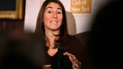 هاماك: «الفيدرالي» قد يشدد السياسة النقدية إذا لم يهبط التضخم إلى 2 %