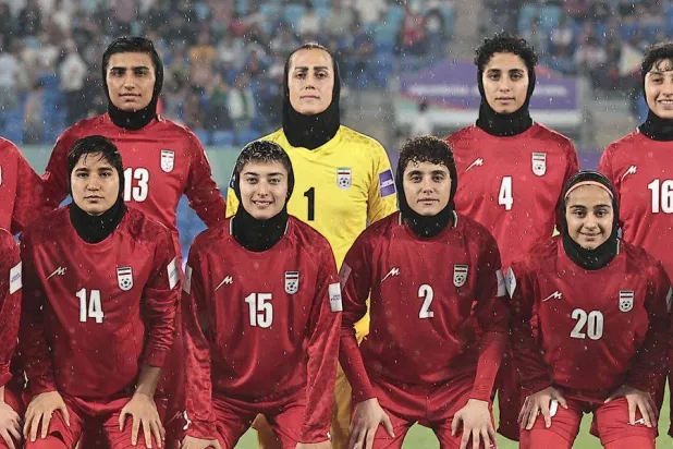 «فيفبرو» يثير مخاوف بشأن سلامة المنتخب الإيراني للسيدات