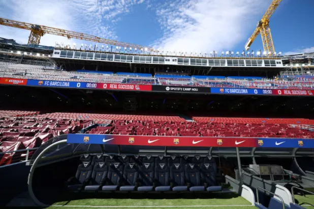 زيادة سعة «كامب نو» إلى 63 ألف متفرّج