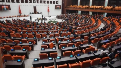 برلمان تركيا ناقش تداعيات حرب إيران في جلسة مغلقة