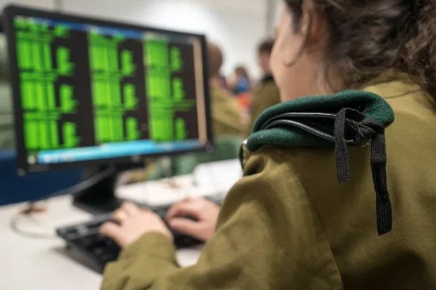 إسرائيل ترصد اختراقاً إيرانياً لكاميرات المراقبة