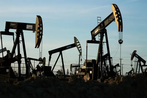 وزراء طاقة «مجموعة السبع» مستعدون لاتخاذ «الإجراءات اللازمة» بشأن احتياطات النفط