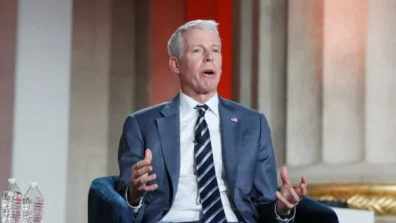 وزير الطاقة الأميركي: الجيش «غير جاهز» لمرافقة الناقلات عبر مضيق هرمز