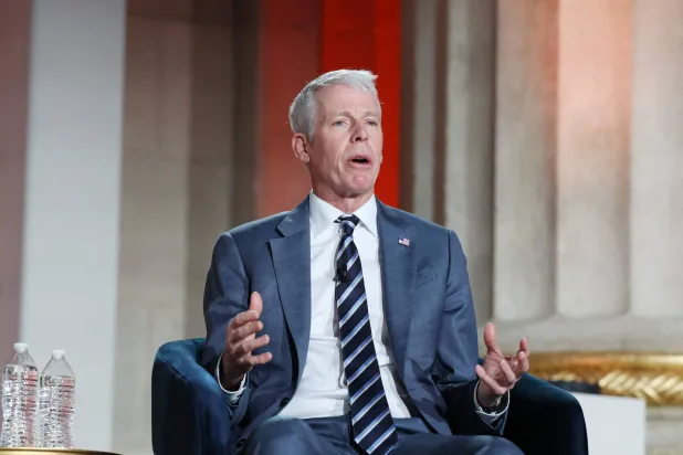 وزير الطاقة الأميركي: الجيش «غير جاهز» لمرافقة الناقلات عبر مضيق هرمز