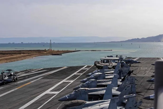 حاملة الطائرات «جيرالد فورد» تعرضت لحريق «لا علاقة له بالقتال»