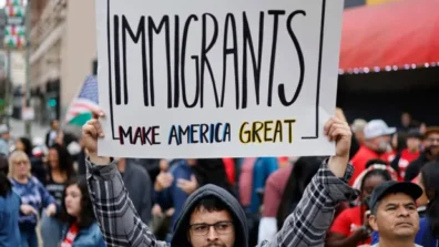 لماذا تباطأت حملة الترحيل قبل الانتخابات النصفية الأميركية؟