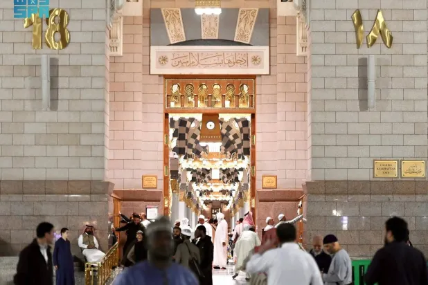 أبواب المسجد النبوي… نماذج متفردة للفن الإسلامي