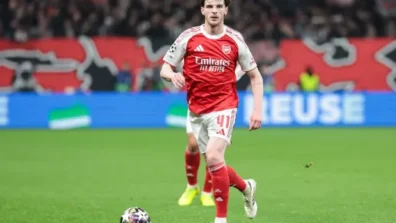 آرسنال يبدأ مفاوضات تجديد عقد ديكلان رايس