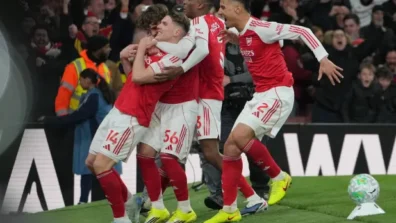 الدوري الإنجليزي: آرسنال يقهر إيفرتون ويبتعد بالصدارة