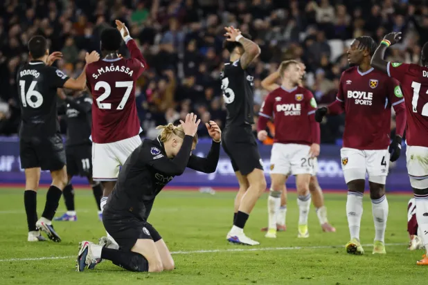 السيتي يبتعد مجدداً عن أرسنال بالتعادل مع وست هام