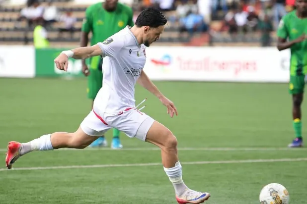 «الكونفيدرالية الأفريقية»: وسط أمطار غزيرة… اتحاد العاصمة يخسر أمام مانياما