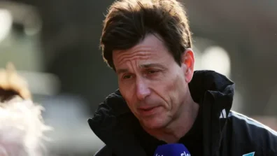 توتو فولف: الحديث عن فوز «مرسيدس» بلقب «الفورمولا» سابق لأوانه