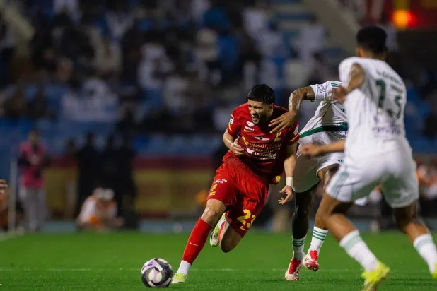 «الرباط الصليبي» يحرم وليد الأحمد من المشاركة في المونديال