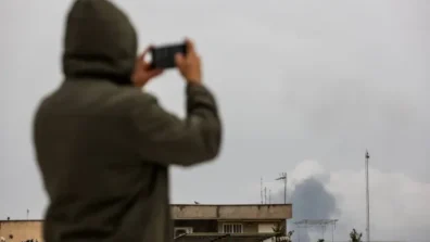 ترمب يتهم إيران باستخدام الذكاء الاصطناعي لنشر معلومات مضللة