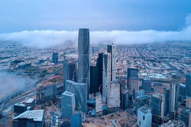 بعد عام على قرارات ولي العهد… عقارات الرياض «تودِّع» المُضَاربة بتراجع 64 % في الصفقات