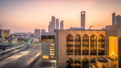 مصارف مركزية خليجية تُثبّت الفائدة تماشياً مع «الفيدرالي»