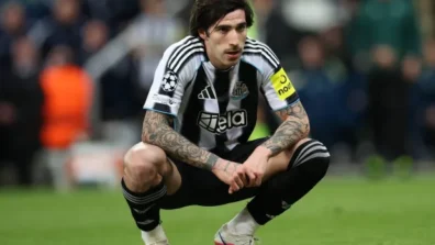 إصابة تونالي نجم نيوكاسل تقلق إيطاليا قبل الملحق المؤهل للمونديال