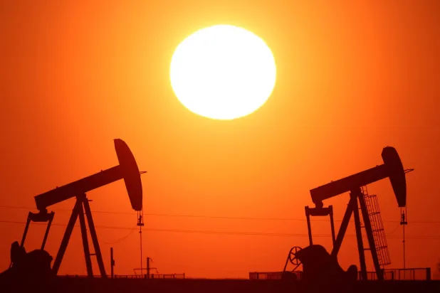 برنت يقفز فوق 112 دولاراً بعد استهداف منشآت طاقة خليجية