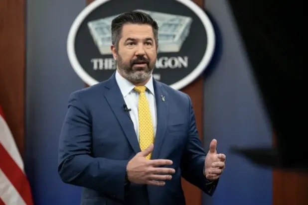 «واشنطن بوست»: رصد مسيرات فوق قاعدة أميركية يقيم بها وزيرا الخارجية والدفاع