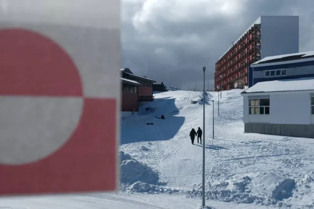 تقرير: الدنمارك خططت لتفجير مدارج غرينلاند تحسباً لهجوم أميركي