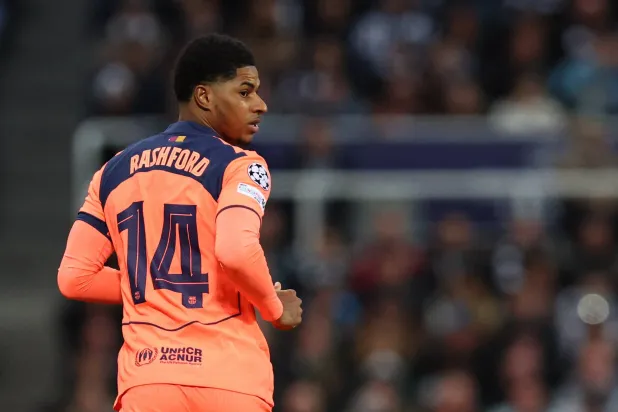 مانشستر يونايتد لا يعتزم إعادة التفاوض بشأن قيمة انتقال راشفورد بشكل دائم لبرشلونة