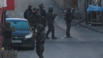 إصابة شاب برصاص إسرائيلي في الخليل واعتقال 5 آخرين