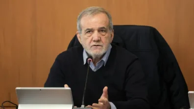 بزشكيان يدعو مجموعة «بريكس» إلى لعب دور مستقل في «وقف الاعتداءات ضد إيران»