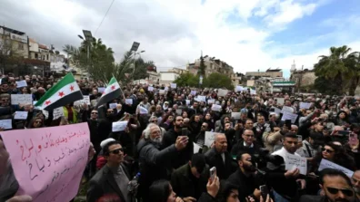 اعتصام في دمشق احتجاجاً على تقييد بيع المشروبات الكحولية