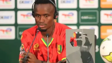 الخلود يقترب من حسم صفقة الغيني سيدوبا سيسيه