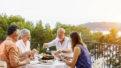 الأصدقاء يعززون قدرتك على أداء وظائفك