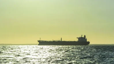 الاعتداءات  الإيرانية تتواصل والدفاعات الخليجية تتصدى