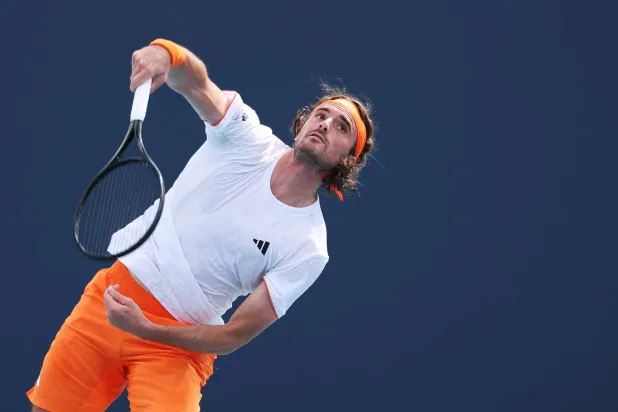 «دورة ميامي»: تسيتسيباس وبيريتيني يودعان البطولة