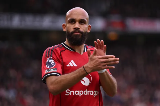 نجما مان يونايتد مبويمو وسيسكو خارج «المعسكرات الدولية»