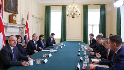 لندن تستدعي السفير الإيراني