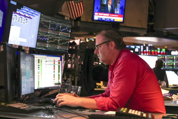 كيف نجت الأسهم الأميركية من صدمة النفط التي ضربت أوروبا واليابان؟