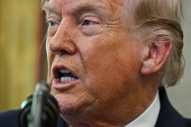 ترمب: إيران وافقت على أنها لن تملك سلاحاً نووياً أبداً