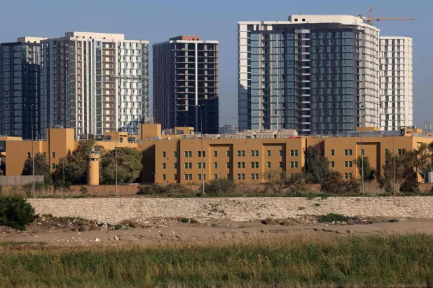 العراق يعتزم استدعاء القائم بالأعمال الأميركي والسفير الإيراني