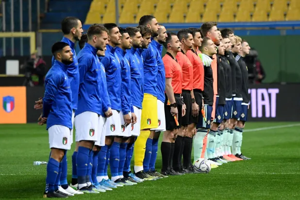 بطلا 2006 يكشفان جذور أزمة الكرة الإيطالية قبل الملحق المصيري