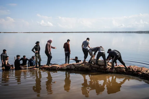 فرق مؤازرة إلى الحسكة لمواجهة تداعيات الحالة الجوية… وريف حلب ليس أفضل حالاً
