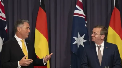 ألمانيا وأستراليا تعززان التعاون في مجال الدفاع
