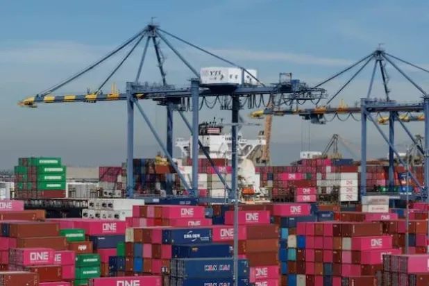 «منظمة التعاون الاقتصادي»: الحرب تُبدد التوقعات الإيجابية للنمو العالمي وترفع التضخم