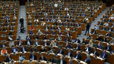 المفوضية الأوروبية تحض البرلمان على تمديد قوانين كشف محتوى الاعتداء الجنسي على الأطفال