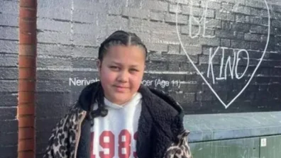 رسائل ابنة الـ11 عاماً تتحوَّل جدارية فنّية في مدينة إنجليزية