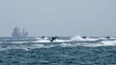 إيران تتحكم في مضيق هرمز بنظام «نقاط تحصيل الرسوم»